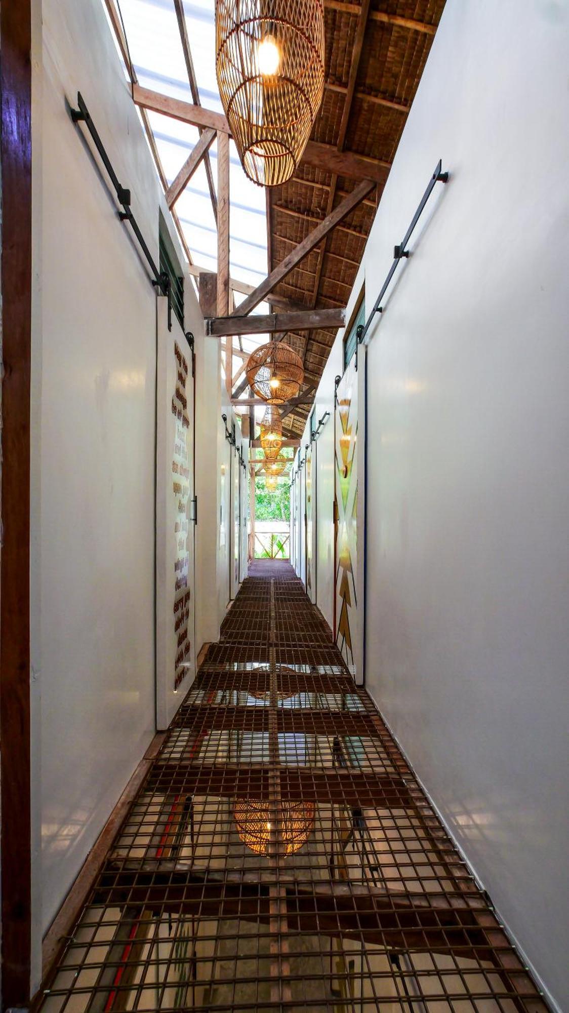 Sip Sunset Hostel And Lounge Эль-Нидо Экстерьер фото