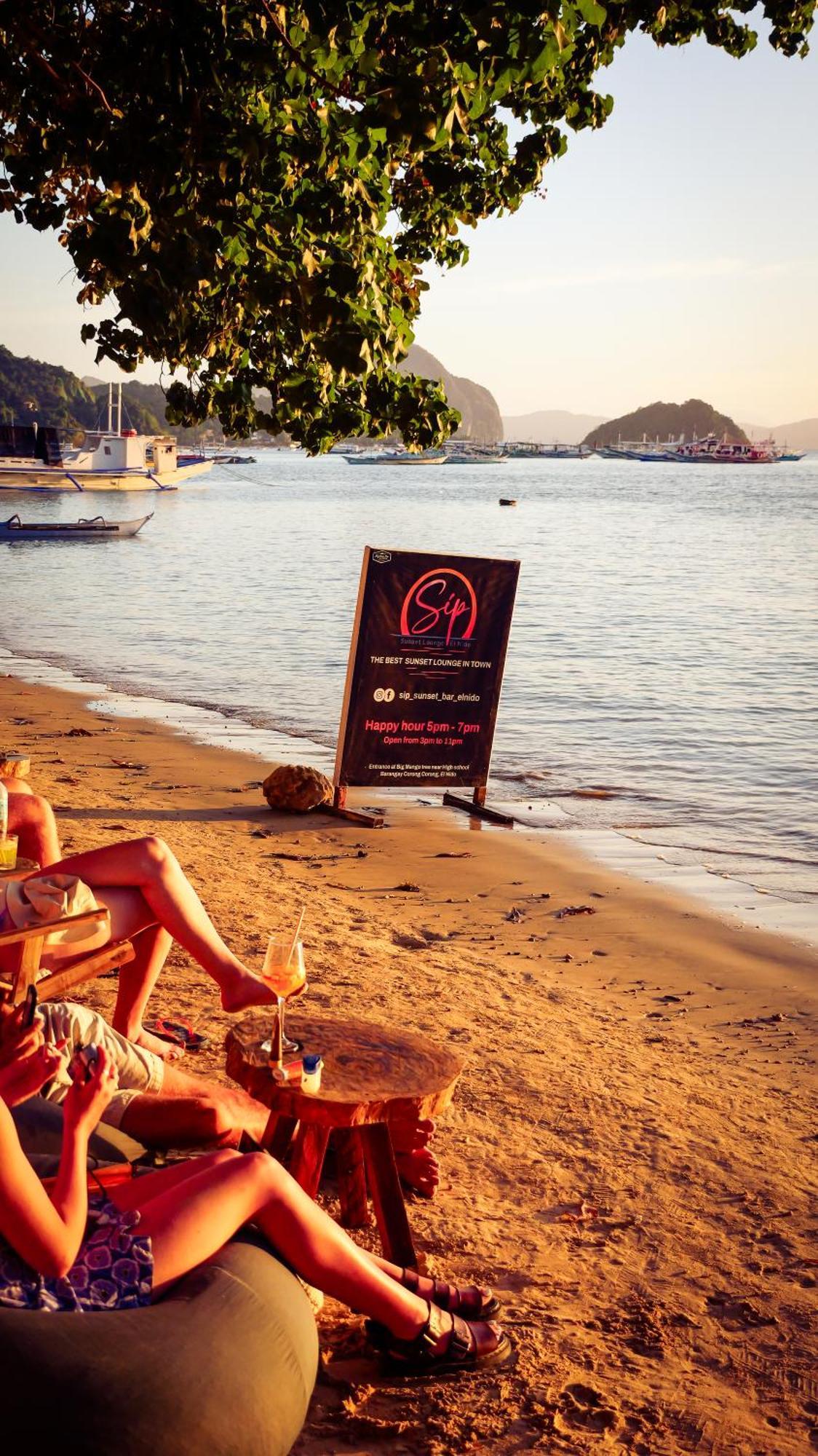 Sip Sunset Hostel And Lounge Эль-Нидо Экстерьер фото