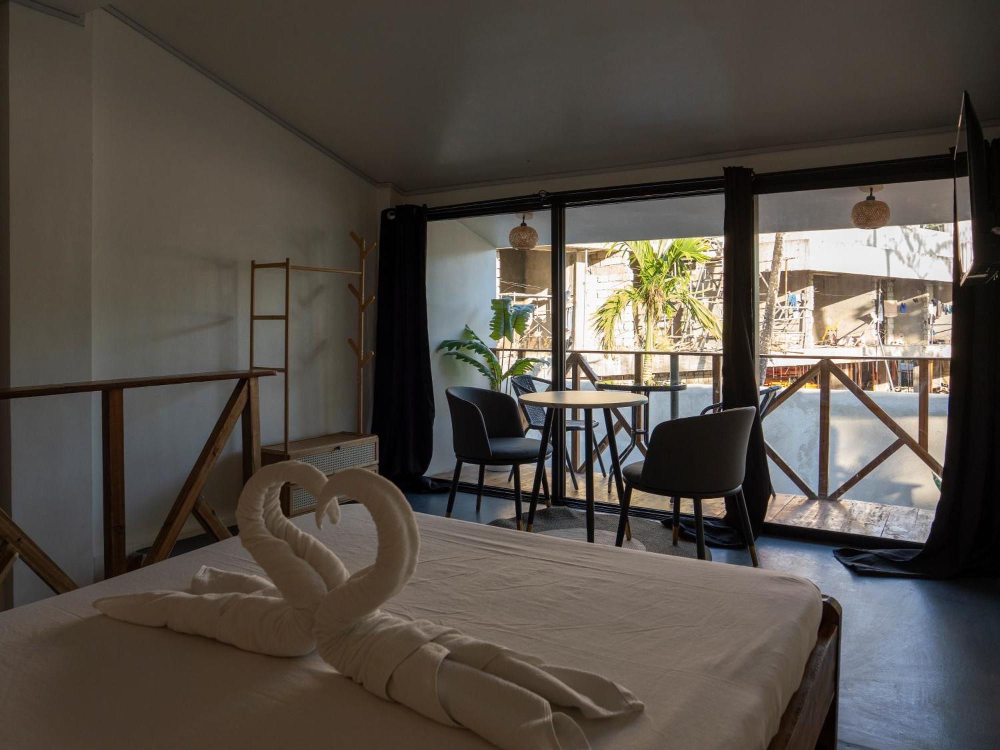 Sip Sunset Hostel And Lounge Эль-Нидо Экстерьер фото